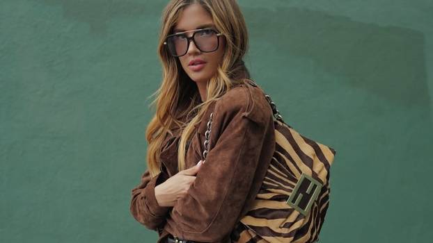 20 stvari koje više ne smijete nositi zajedno nakon 50. godine