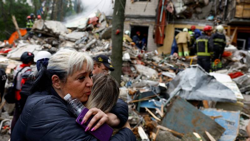 Število žrtev ruskega napada na Kijev naraslo na 26, med njimi trije otroci