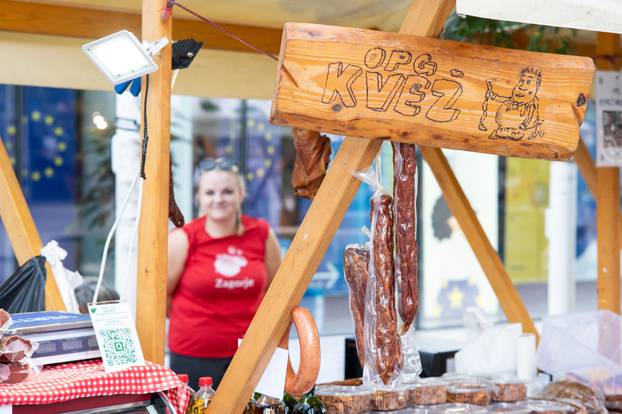 Zagreb: Manifestacija "100% Zagorsko" na Europskom trgu