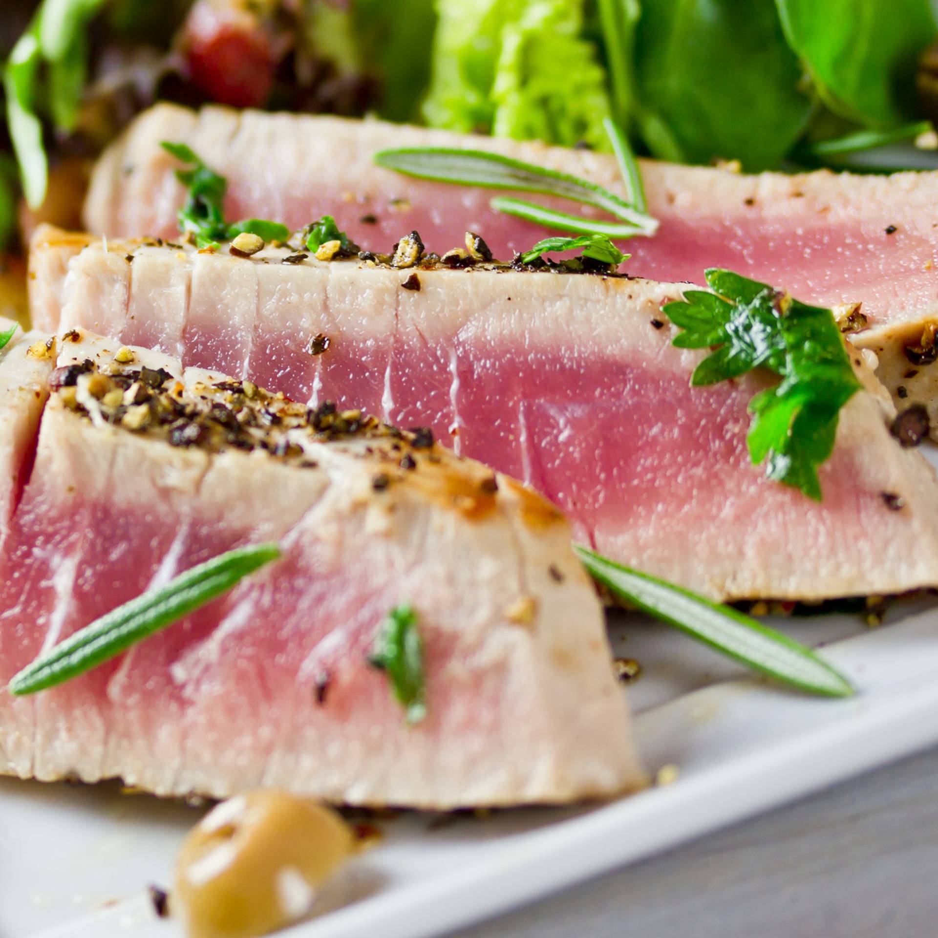 tuna with salad