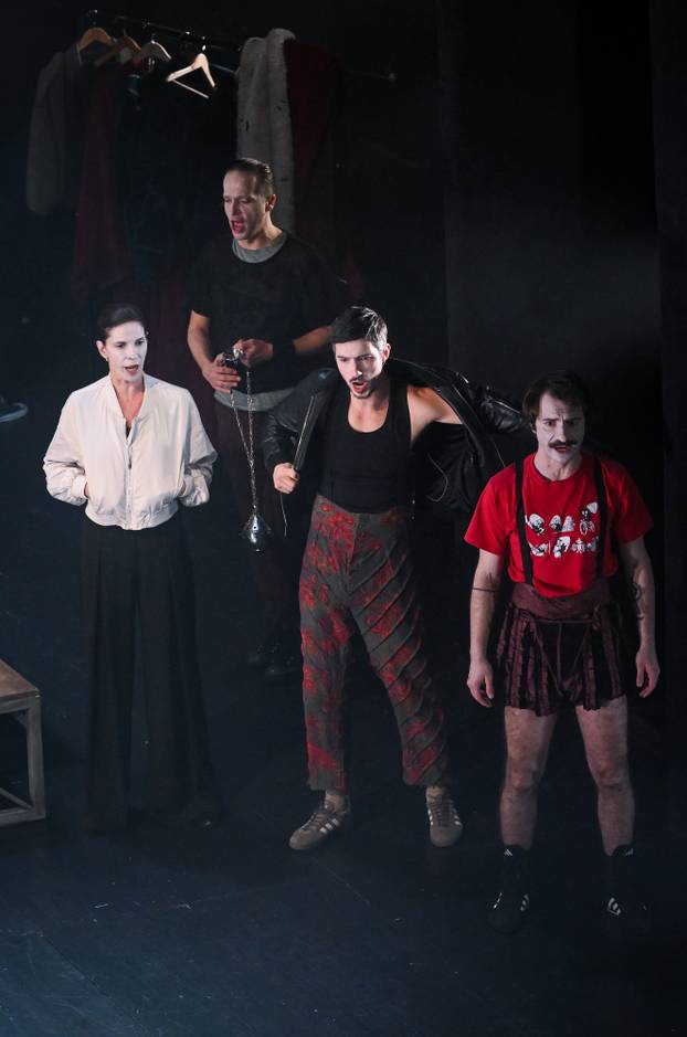 Zagreb: Premijera predstave "Carmina Burana" u kazalištu Gavella