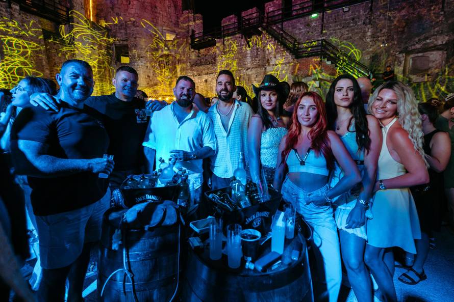 Uragan SENIDAH oduševio Trogirane i najavio KulaKula festival!