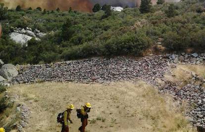 Čak 19 vatrogasaca poginulo u požaru koji je poharao Arizonu