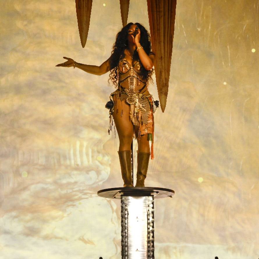 Nakon Beyoncé i Nicki Minaj, Juraj Zigman odjenuo je još jednu svjetsku zvijezdu...
