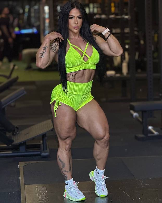 FOTO Patricia ima tijelo kojemu zavide čak i muškarci - Evo uz koje vježbe ostaje u formi