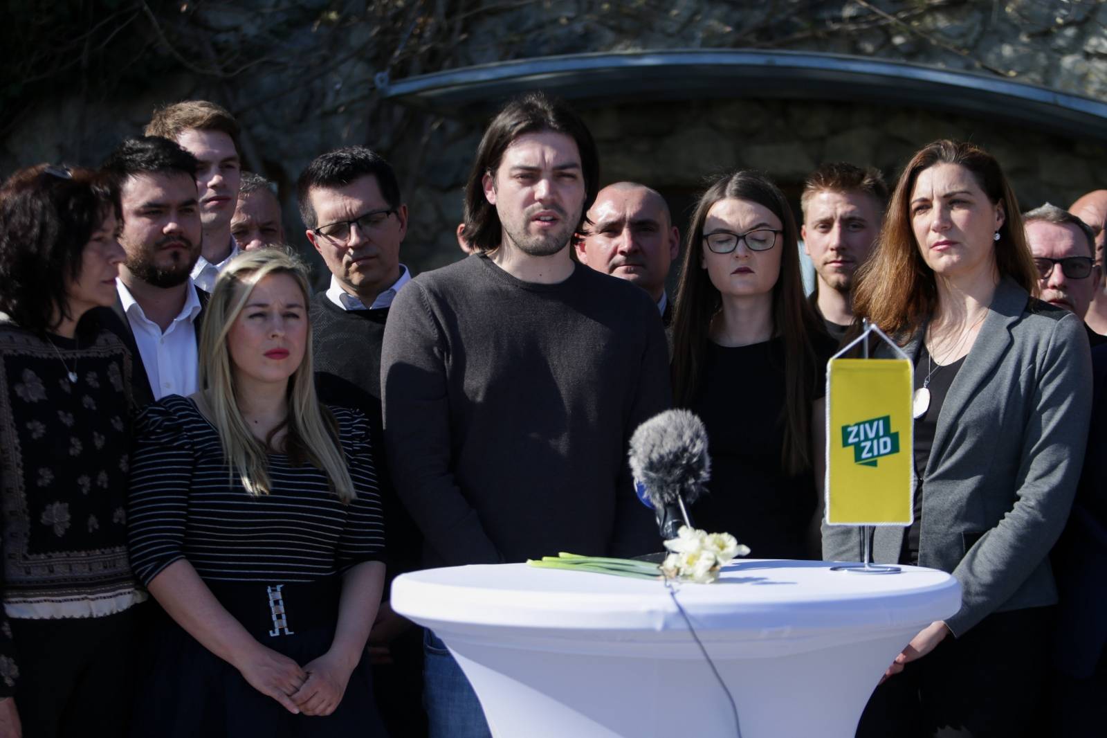 Å½ivi zid odrÅ¾ao konferenciju za medije na Vuglec bregu o imovini ministrice Å½alac