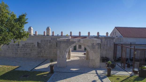 FOTO Propali biznisi hrvatskih sportaša: Krah restorana Ive Majoli, Ivanišević falija u Splitu