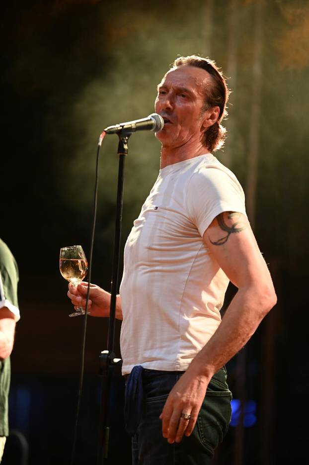 Kraljevo: Psihomodo Pop nastupio na Nedelji Veselog spusta