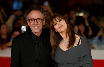 Prvi zajednički crveni tepih: Tim Burton i Monica Bellucci privukli su pažnju na Filmskom festivalu