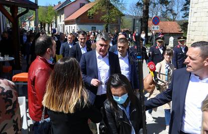 Milanoviću su pljeskali na ulici: 'Predsjedniče, vi ste najbolji'