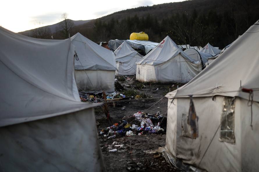 Noć u paklu Vučjaka: Mlate nas i pucaju, bojimo se crne policije