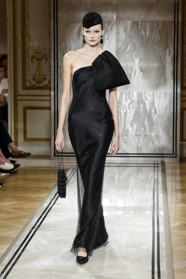 GIORGIO ARMANI PRIVÃ Haute Couture Fall/Winter 2025-2026 Runway during Paris Haute Couture Fashion Week on July 2025 - Paris; France 08/07/2025