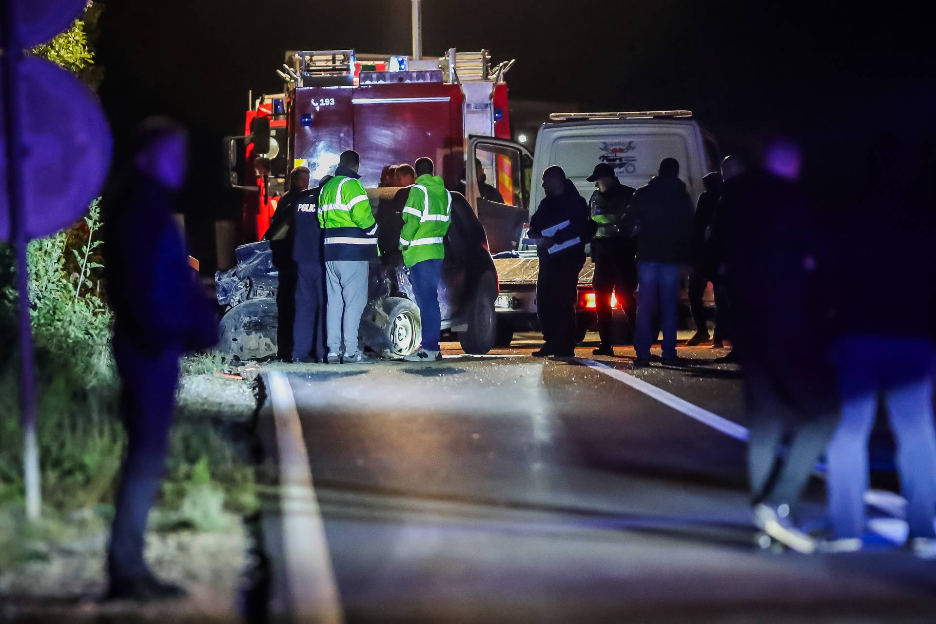 Dvije osobe poginule u prometnoj nesreći u Prugovu kod Splita