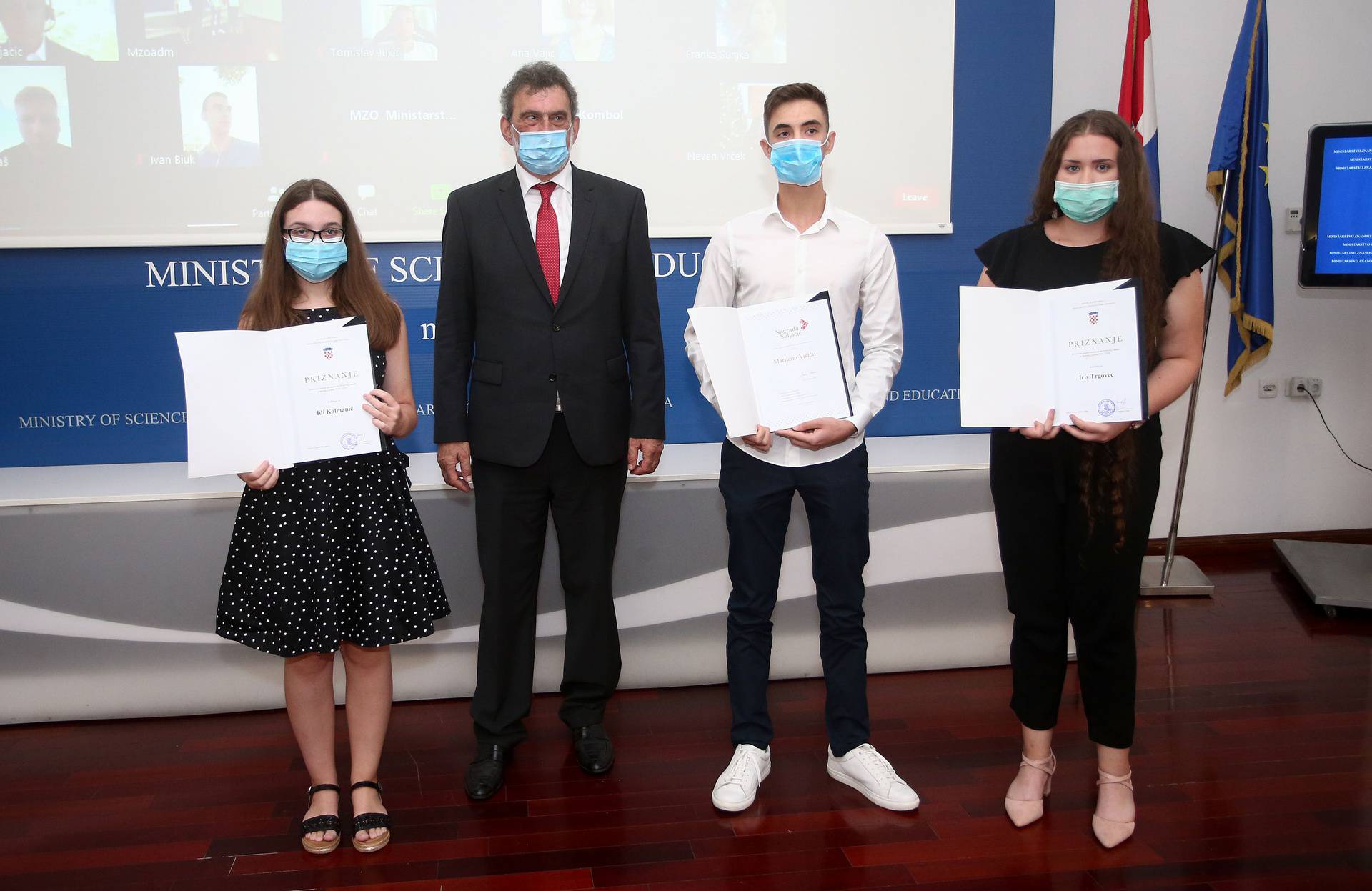 Nagrade Sakač i Soljačić: Troje maturanata dobilo 5000 eura i 5000 dolara za najbolje mature
