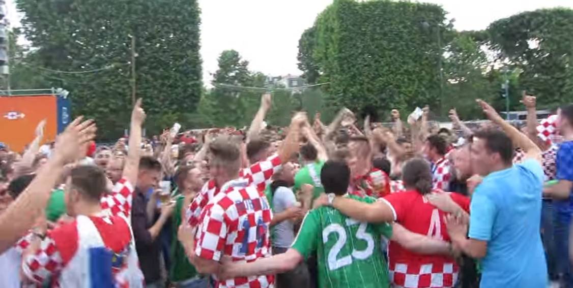 Uzor svima na EP-u: Hrvatski i irski navijači zajedno navijaju