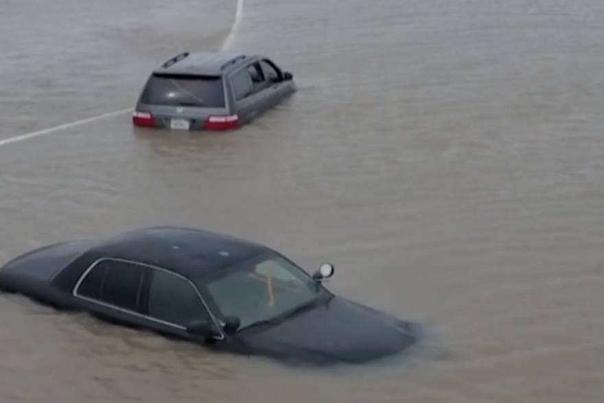 specka ogromne poplave u kaliforniji potopile aute