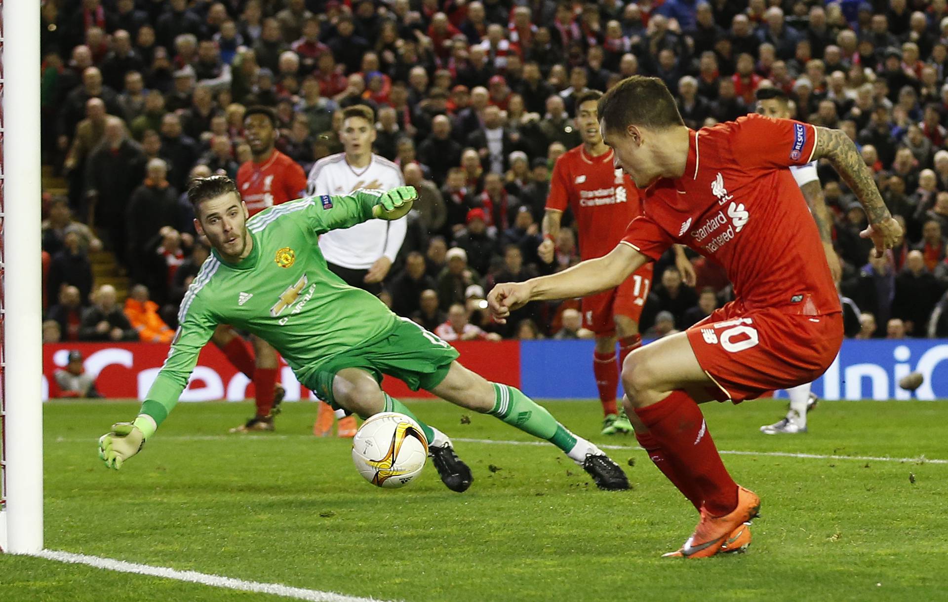 Liverpool razbio United i samo sa 2-0 putuje na Old Trafford