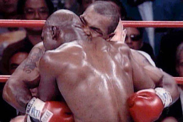Tyson odgrizao uho Holyfieldu: 'Želio sam suparnicima smrt'