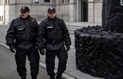 Poljska sigurnosna služba spriječila planirani teroristički napad, uhitili 18-godišnjaka