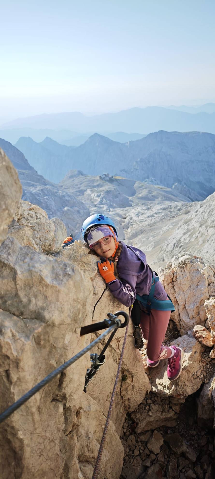 Angela (7) je djevojčica bez granica! 'Ne idem još ni u školu, a već sam osvojila Triglav'