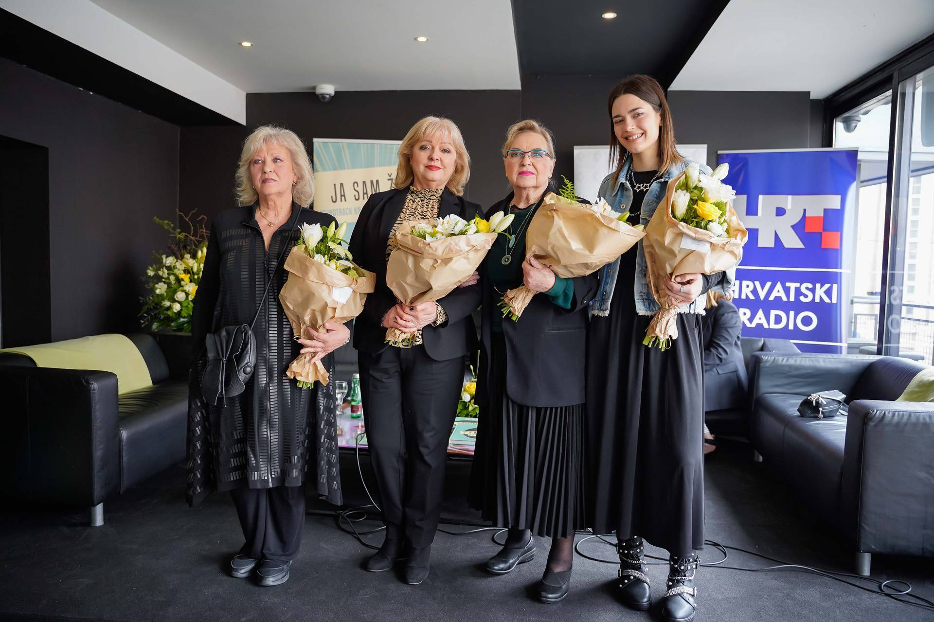 Pjevačice Meri Cetinić, Jasna Zlokić, Gabi Novak i Mia Dimšić zasjale na glazbenoj obljetnici