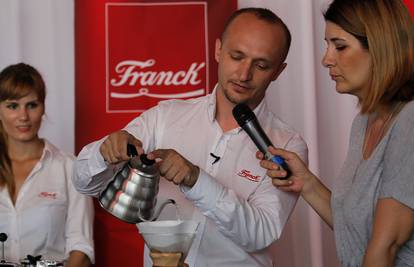 Kako pripremiti savršenu Franck kavu na četiri načina