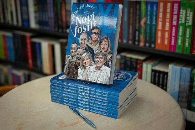 Zagreb: Članovi benda Novi fosili potpisivali svoju novu knjigu te se družili s obožavateljima