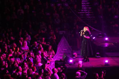 FOTO Sanja, Marinko i Zec imali oproštajni koncert: Puna Arena Zagreb pjevala je hitove Fosila