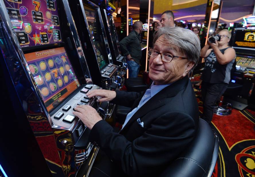 Legendarni Niki Lauda otvorio je najveći casino u Hrvatskoj