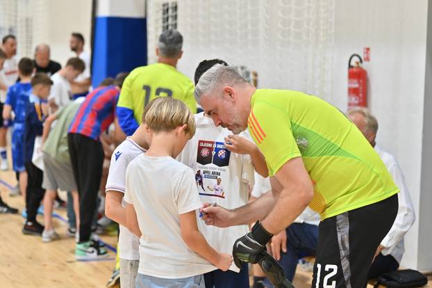 Makarska: Donatorska utakmica veterana Hajduk - Dinamo za Mladena Bartolovića