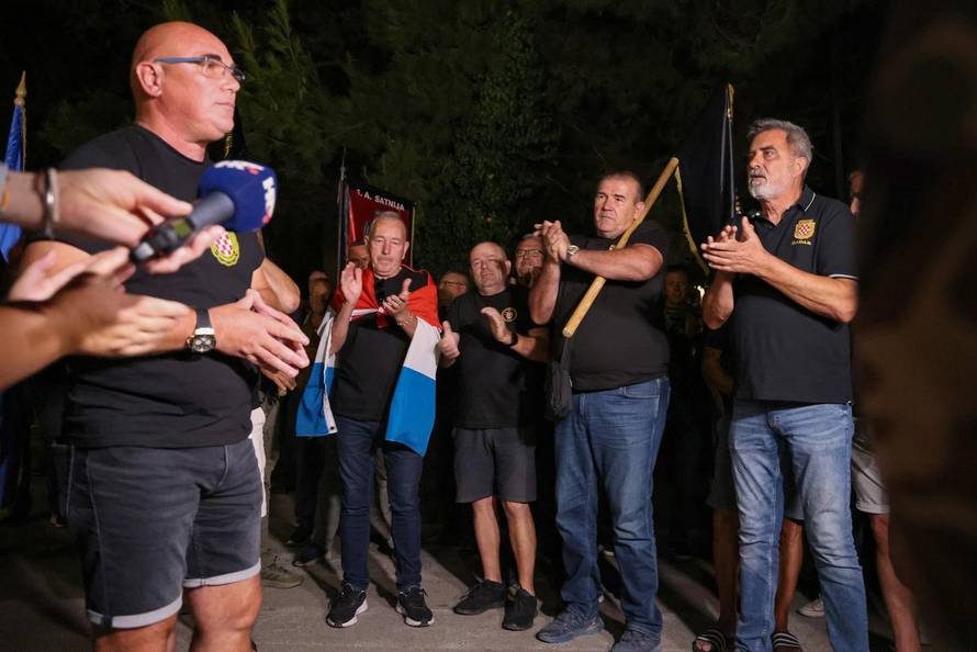 Benkovac: Prosvjed branitelja protiv festivala Nosi se