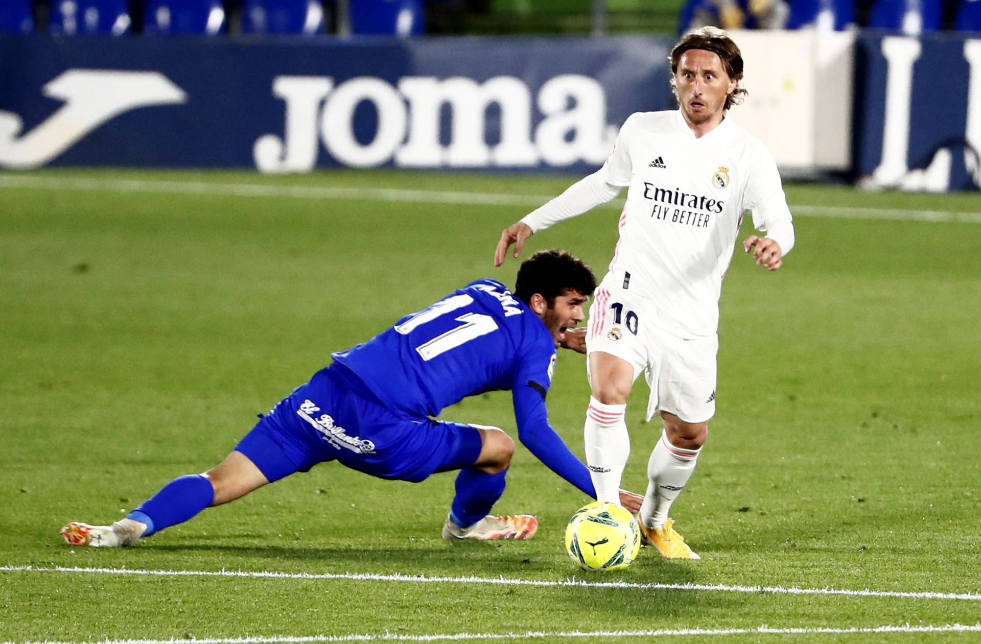 La Liga Santander - Getafe v Real Madrid