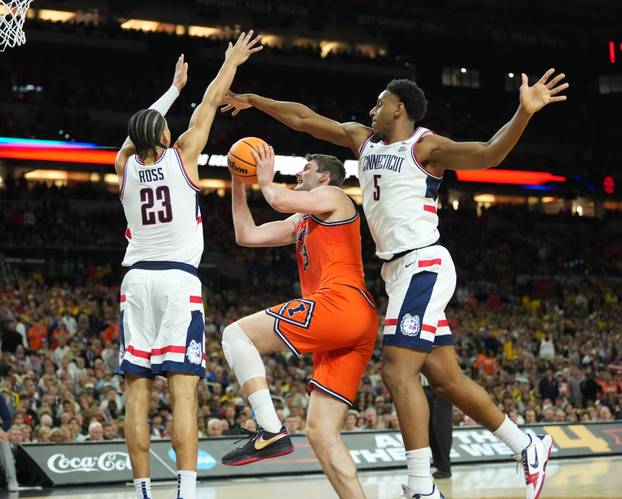 NCAA Basketball: Final Four National Semifinal-Illinois at Connecticut