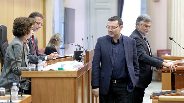 Zagreb: Zastupnike očekuje 15 sati rasprave o amandmanima na proračun