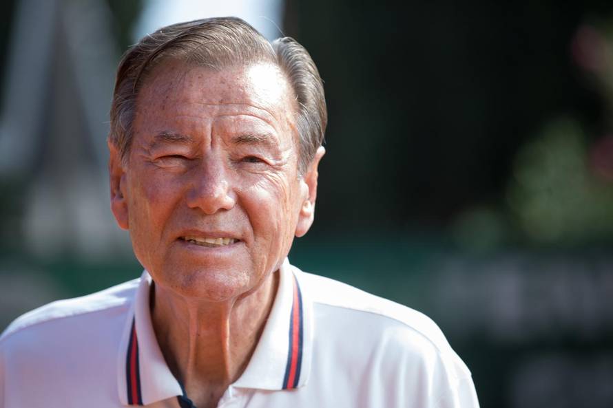 Preminuo Nikola Pili?, legendarni tenisa? i izbornik (arhiva)