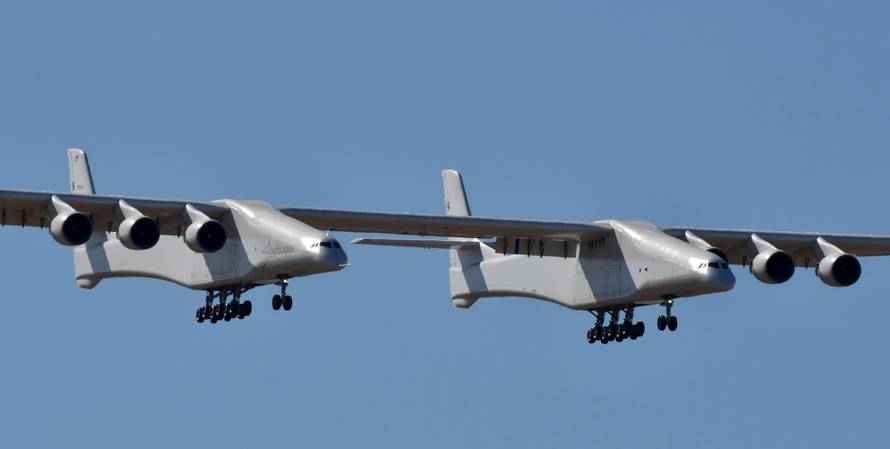 The world's largest airplane, built by the late Paul Allen's company Stratolaunch Systems, makes its first test flight in Mojave