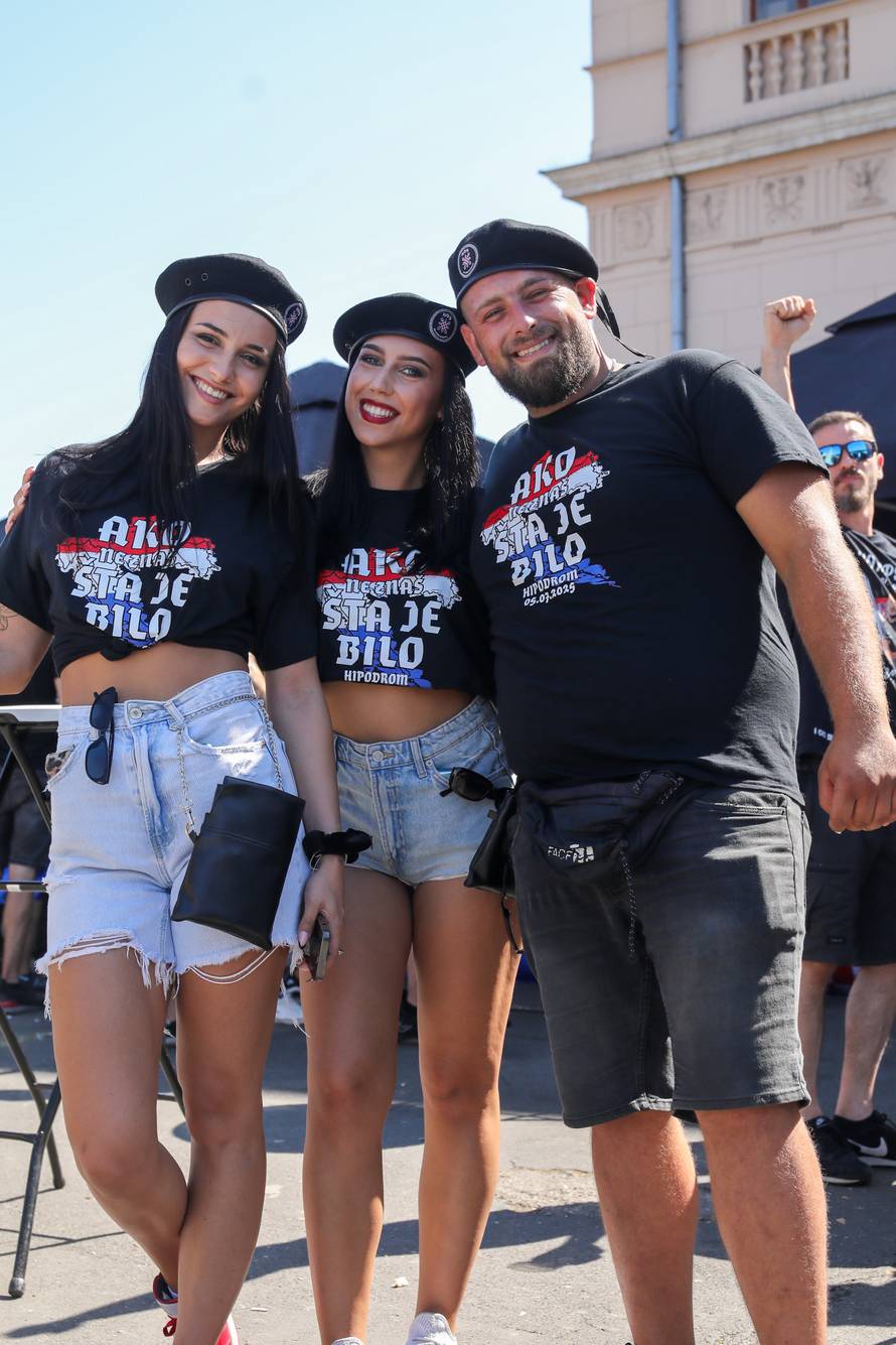 Zagreb: Veseli obožavatelji Thompsona na Glavnom kolodvoru