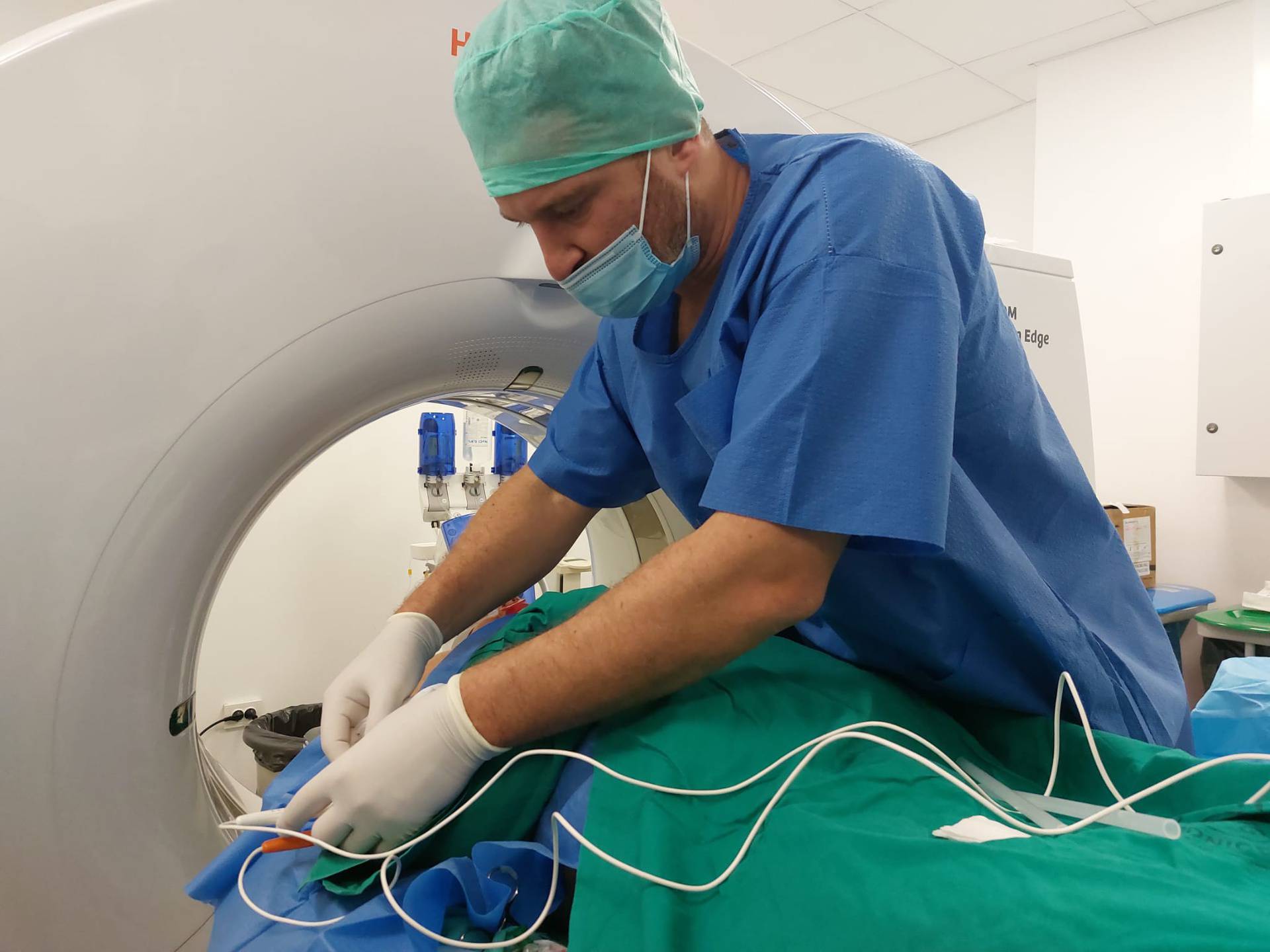 Velik uspjeh hrvatskih liječnika: Pacijentima s metastazama su uništili tumore novom metodom
