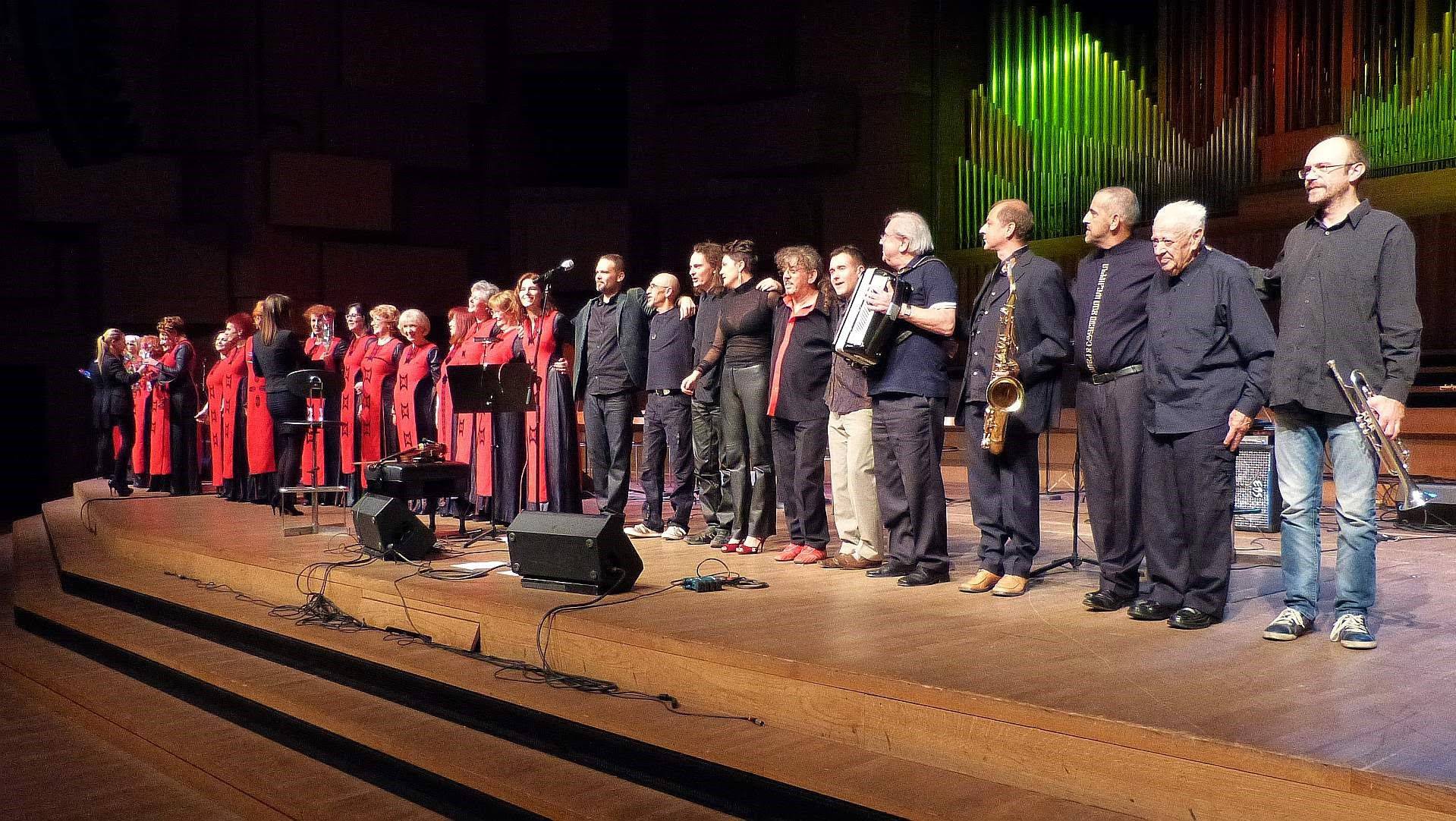 Jedinstven doživljaj: Ezerke i orkestar 7/8 u dvorani Lisinski