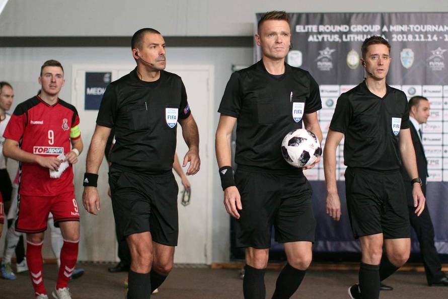 Čuva naše granice i sudi futsal: On je najbolji sudac na svijetu