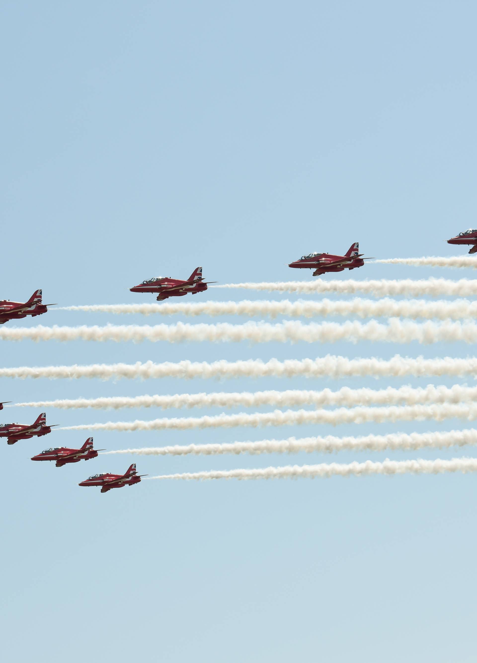 Kraljevska grupa Red Arrows posjetila je naša Krila Oluje