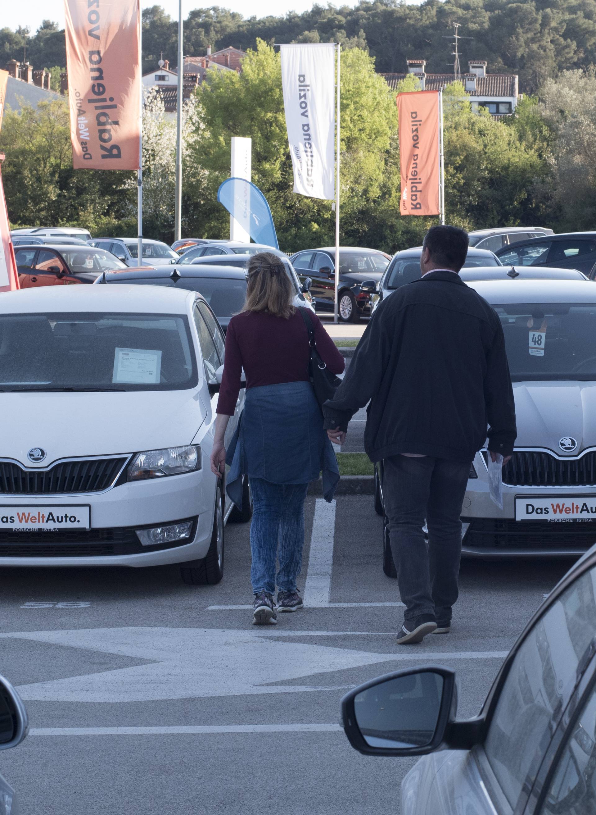 Porsche Istra otvorila vrata: Pregledajte svoj auto za kunu