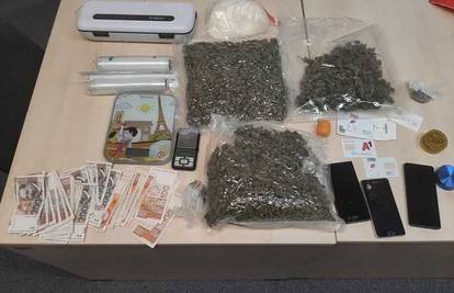 Uhićeni dileri u Opatiji: U stanu pronašli novac, opremu i drogu