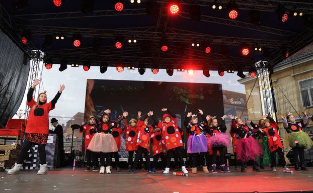 Samobor: Dječja povorka u sklopu 200. obljetnice Samoborskog fašnika