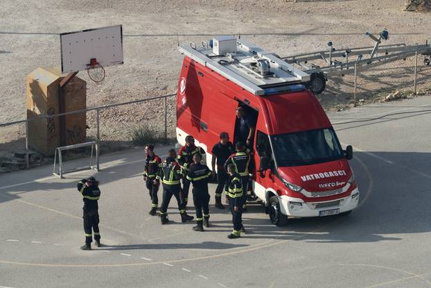 Veliki požar iznad Krila Jesenice