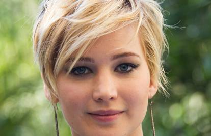 Jennifer Lawrence ima novu, potpuno kratku frizuru - ocijeni