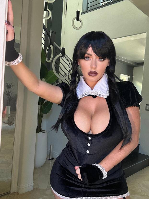 FOTO Fotke u tabloidu otvorile su joj vrata filmova za odrasle