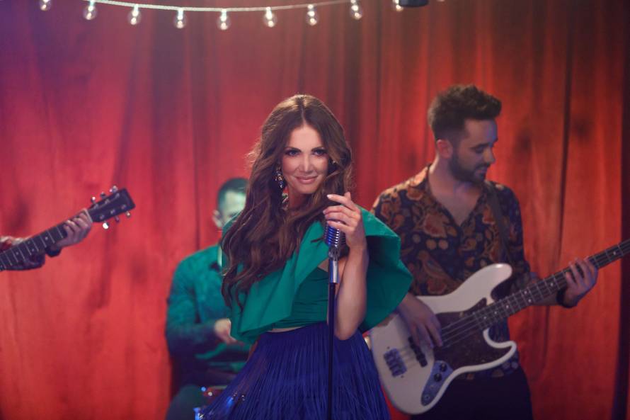 Tara iz grupe Karma povukla se na vrhuncu karijere, a sada se vraća: 'Novi početak nije lagan'