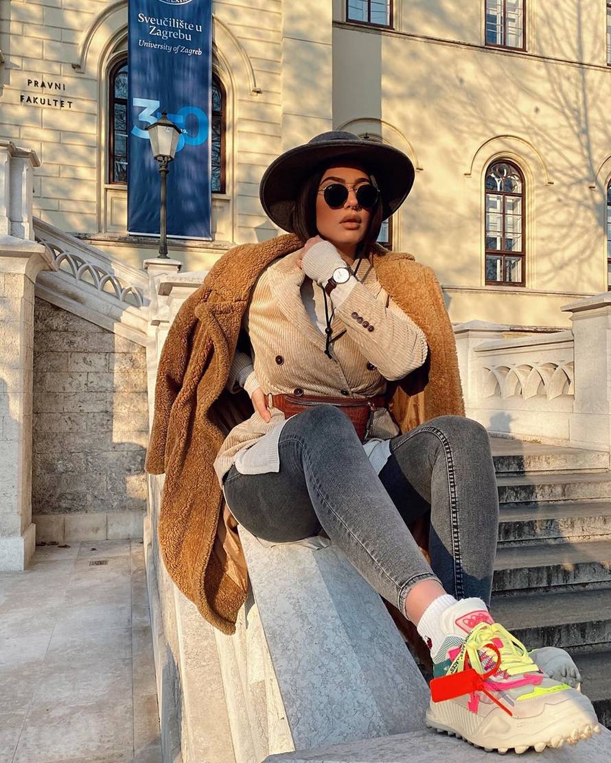 Kotiga 'prozvao' Hadžiavdagić zbog gole guze, ona se uzrujala