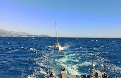 Obalna straža kod Dubrovnika spašavala jedrilicu i Britanca